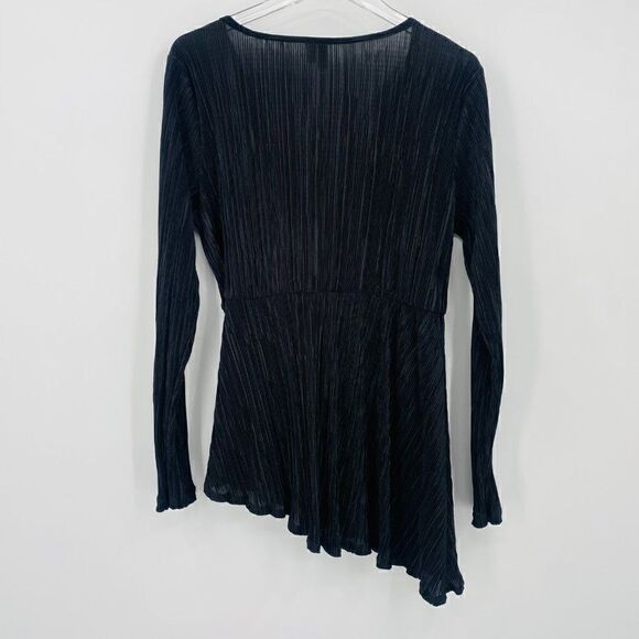 ASOS Size 12 Black Long Sleeve Wrap Top in Plisse with Asymmetric Hem - Picture 10 of 10